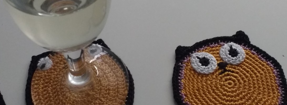 Posavasos con forma de gato a ganchillo