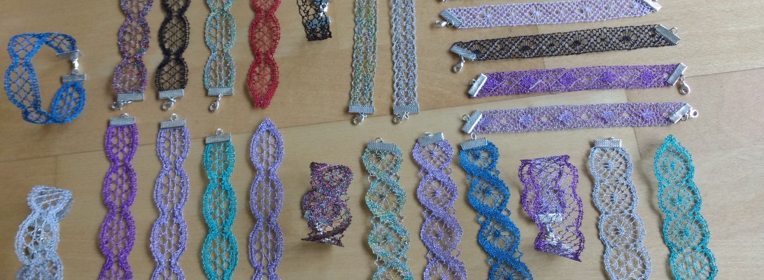 Pulseras de encaje de bolillos
